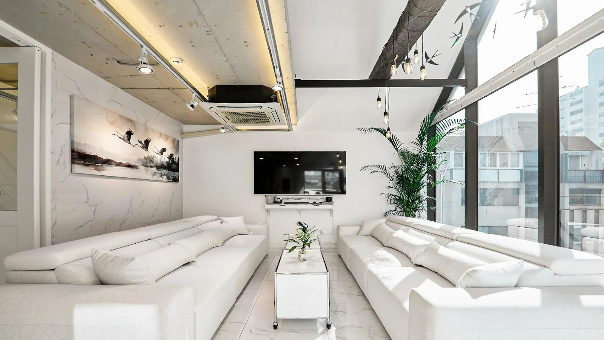 Fb Tailored Service Home Near Hongik Univ Station Seoul